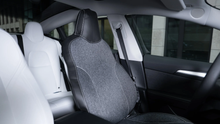 Laden Sie das Bild in den Galerie-Viewer, Stilvoller, maßgeschneiderter Autositzbezug für Tesla Model 3/Y, mit robuster Stoff- und veganer Lederkombination für optimalen Schutz und Komfort, wasserabweisend und nachhaltig.
