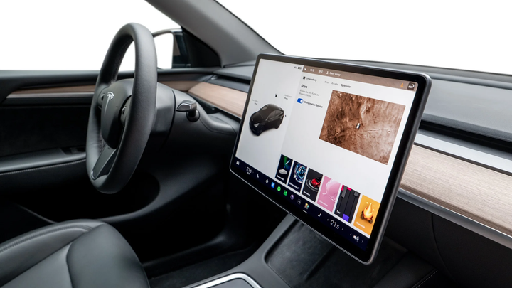 "Perfekte Passform - 2befair Displayschutzfolie für Tesla Model 3/Y