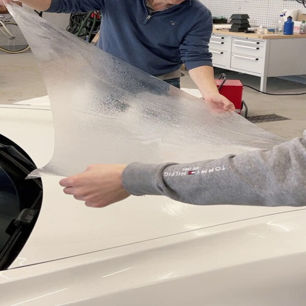Tesla Model 3 Schutzfolie: Lackschutz Motorhaube - Schutz vor Steinschlag