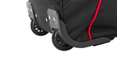 Nahaufnahme der Doppelrollen einer KJUST Tasche aus dem Kofferraumtaschen Set TESLA MODEL Y Juniper 2025+ – widerstandsfähig und langlebig.