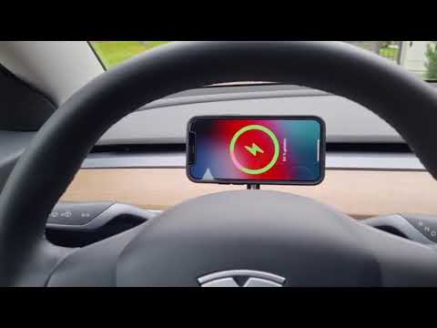 Demo des RACLIX® Handyhalters im Einsatz in einem Tesla.