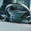 Detailaufnahme der beiden montierten tesla blinkerhebel nachruesten, links und rechts am Lenkrad, hochwertiges OEM-Feeling.