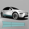 Anbringung des tesla model y ppf kit Sidekit Juniper 2025+ mit Rakel und Sprühflasche – einfacher Einbau ohne Vorkenntnisse.