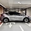 Tesla Model Y Juniper 2025+ mit Helix Radkappen 19 Zoll silber – perfekte Kombination aus Stil, Schutz und Aerodynamik.
