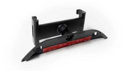 Tesla Model Y Tablet Halterung Juniper 2025+ mit neigbarem Gelenk. Maximale Flexibilität für ideale Sicht auf iPad oder Tablet unterwegs.