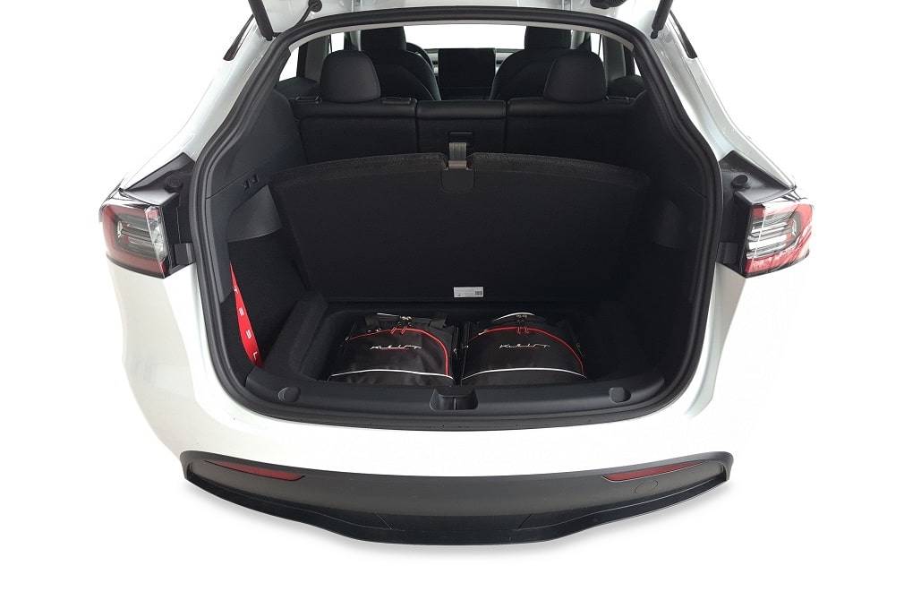 Tesla Model Y Reisetaschen-Set für Kabelfachwanne: 2 maßgeschneiderte schwarze Handgepäcktaschen, die bis zu 30% mehr Gepäckraum ermöglichen.